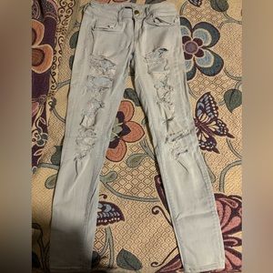 American eagle ripped jeans 👖